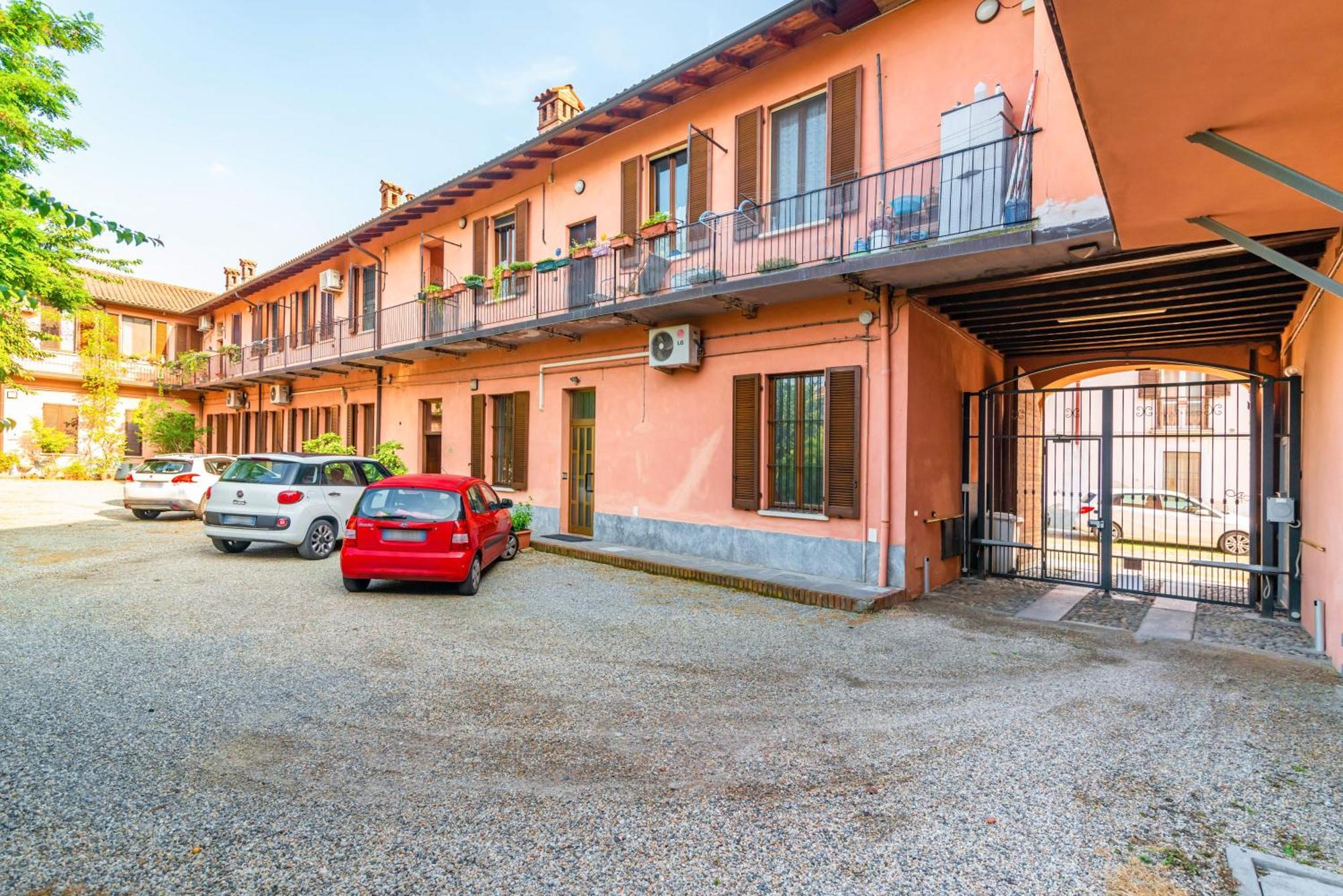 La Corte 48 - Pavia City - By Host4U Exterior photo