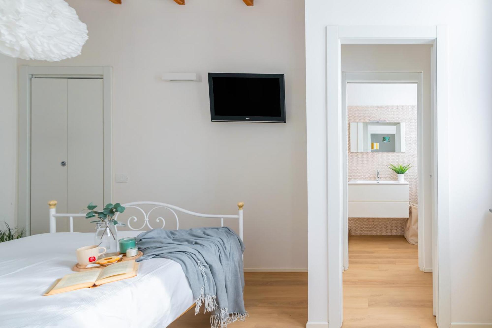 La Corte 48 - Pavia City - By Host4U Exterior photo